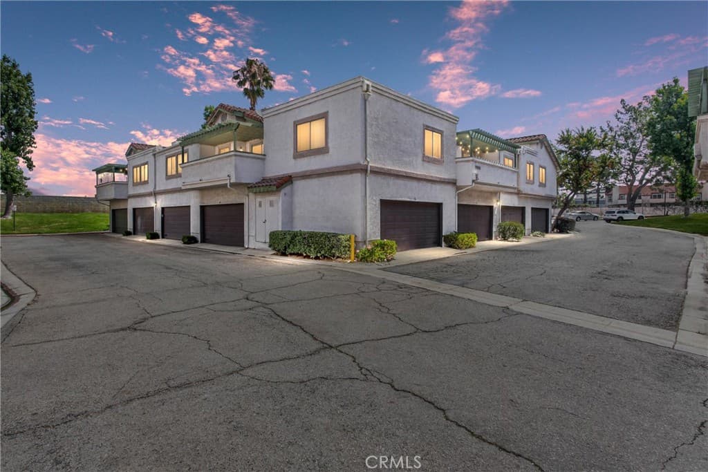 10246 Chaparral