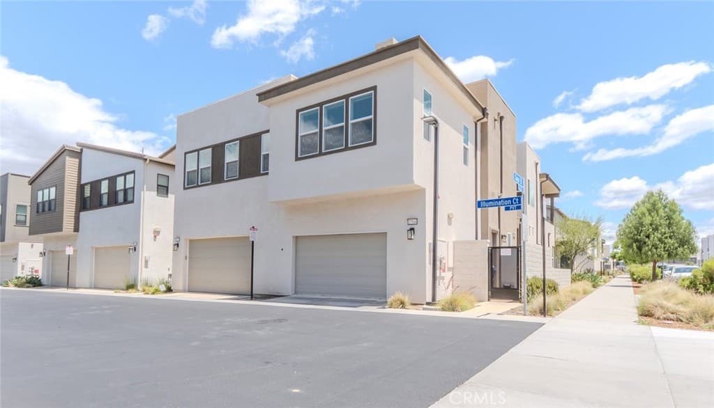 27504 Illumination Court