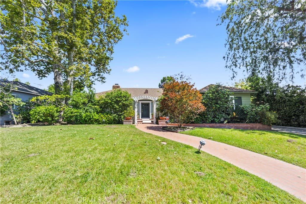3521 Yorkshire Road