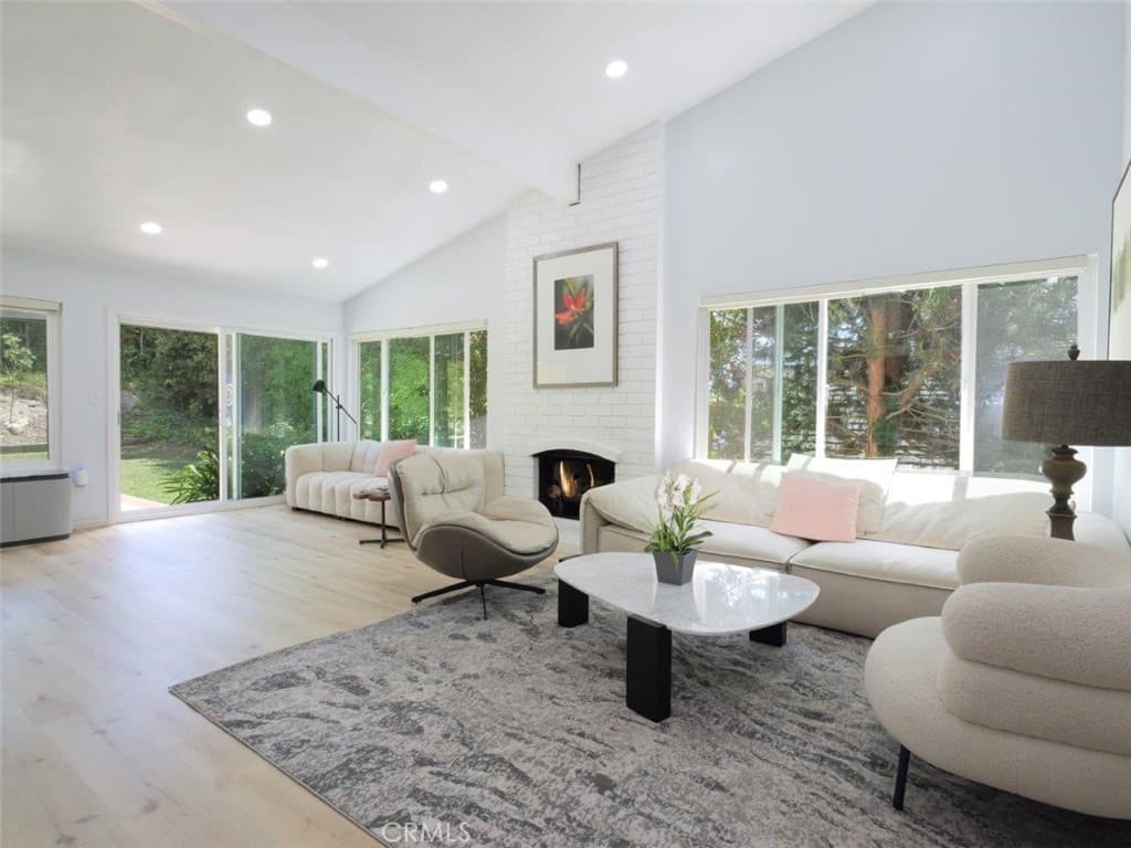 6954 Kings Harbor