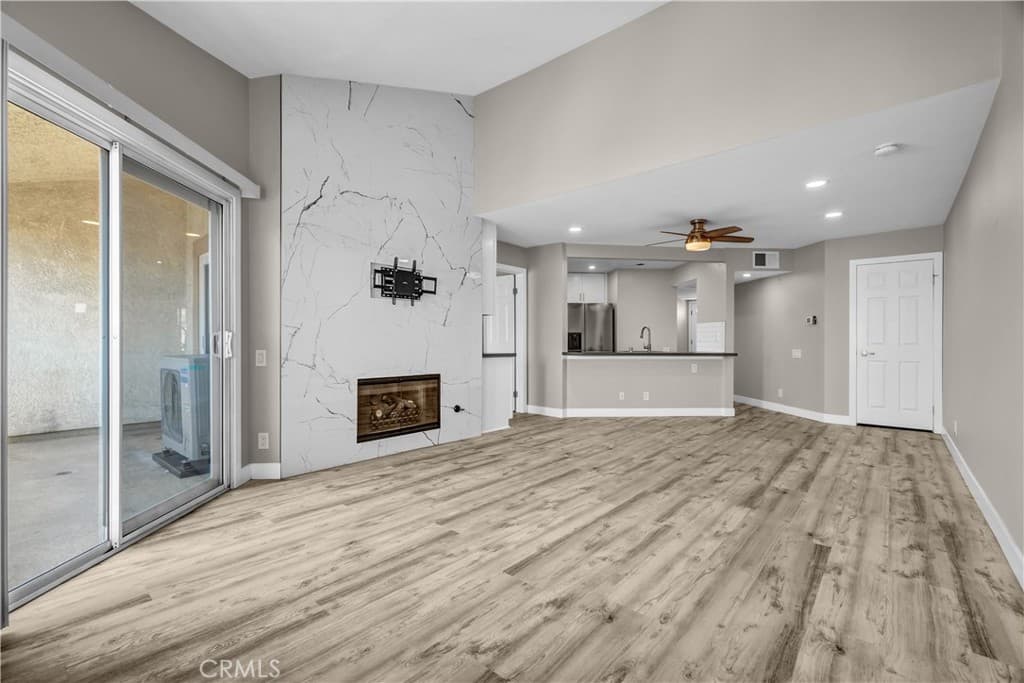 3605 E Anaheim Street 420