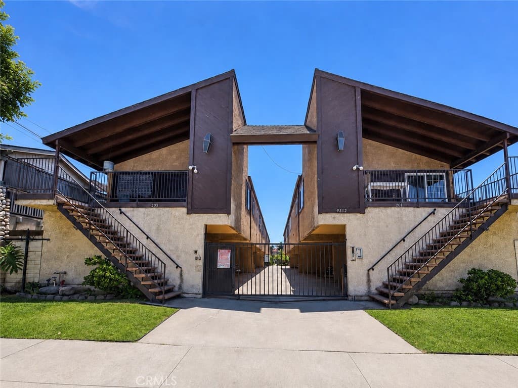 9312 Palm Street 205