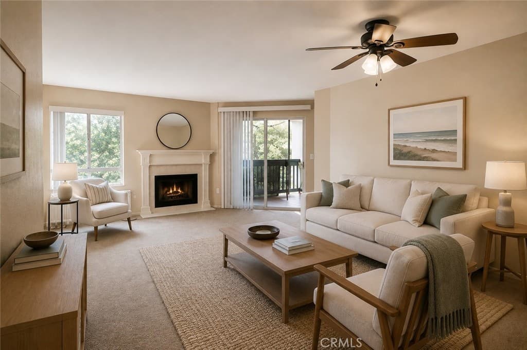 1380 W Capitol 208