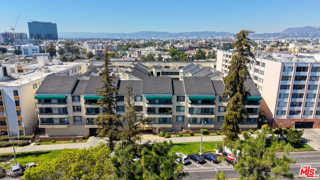 435 S La Fayette Park Place 219
