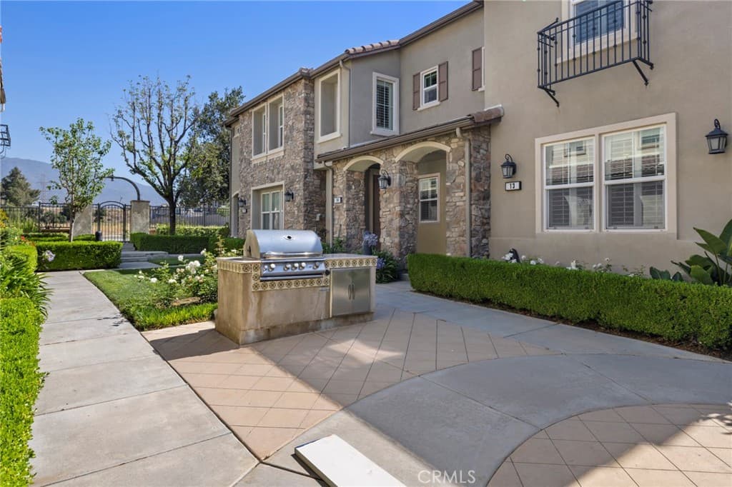 14975 S Highland Avenue 13