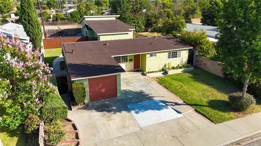 1940 E Walnut Creek Pkwy