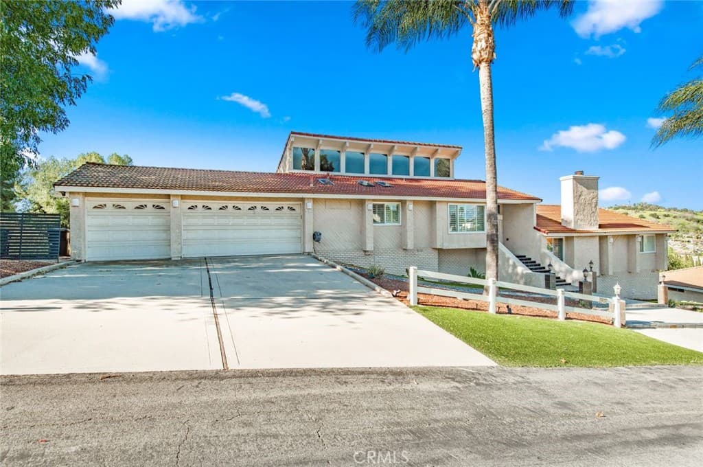 2819 Steeplechase Lane