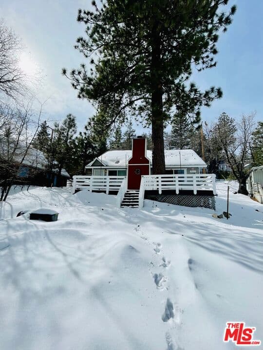 2337 Lookout Drive