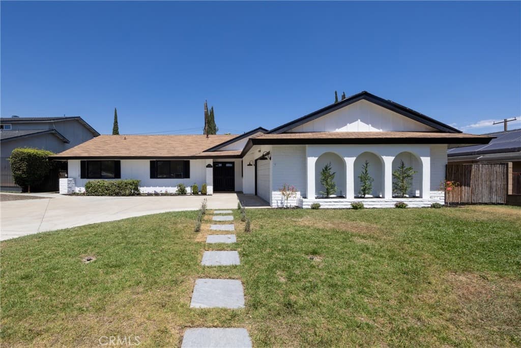1370 Edgefield