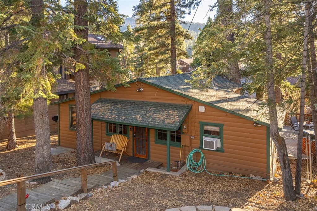 796 Silver Tip Drive