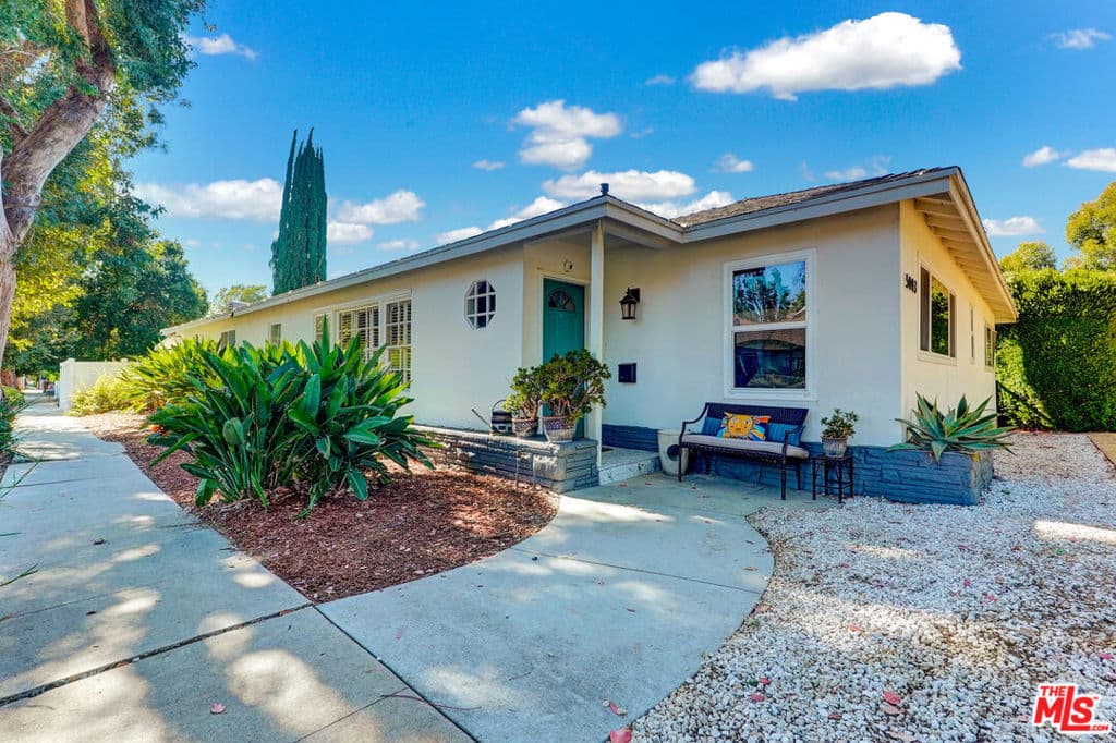 5003 Alhama Drive
