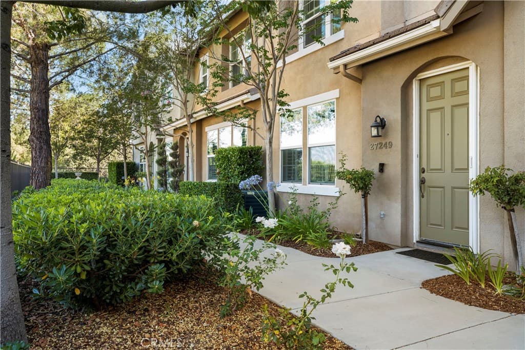 27249 Riverview Lane