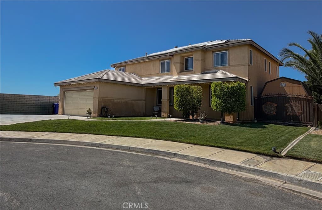 13736 Lark Court