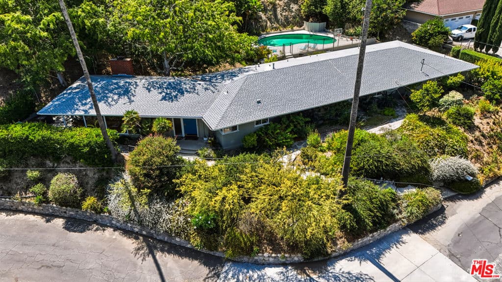 1525 Glenmont Drive