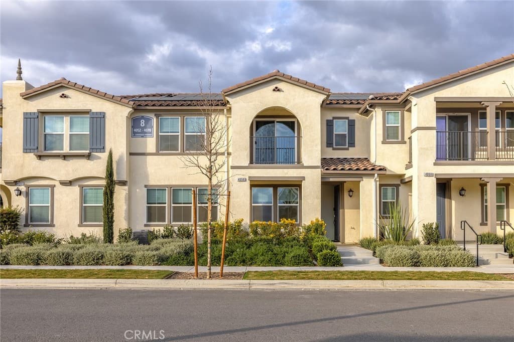 4058 E Coronado Privado