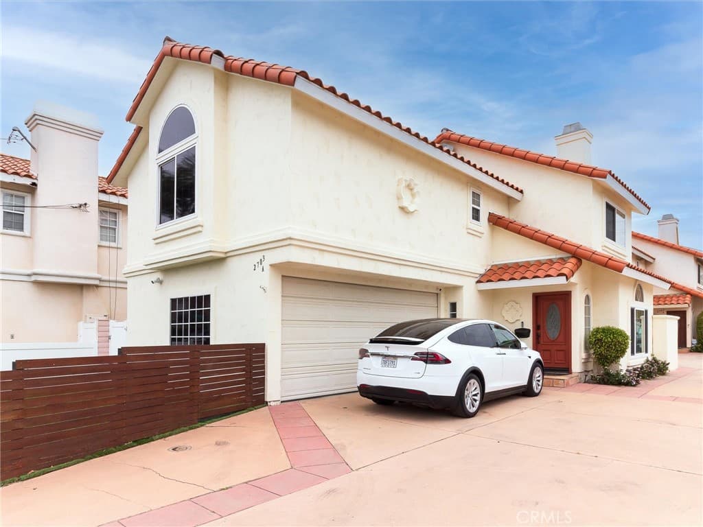 2703 Huntington Lane A