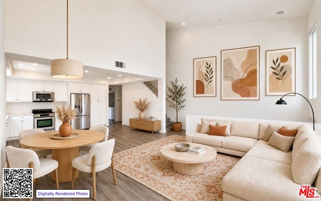 5449 Strand 101