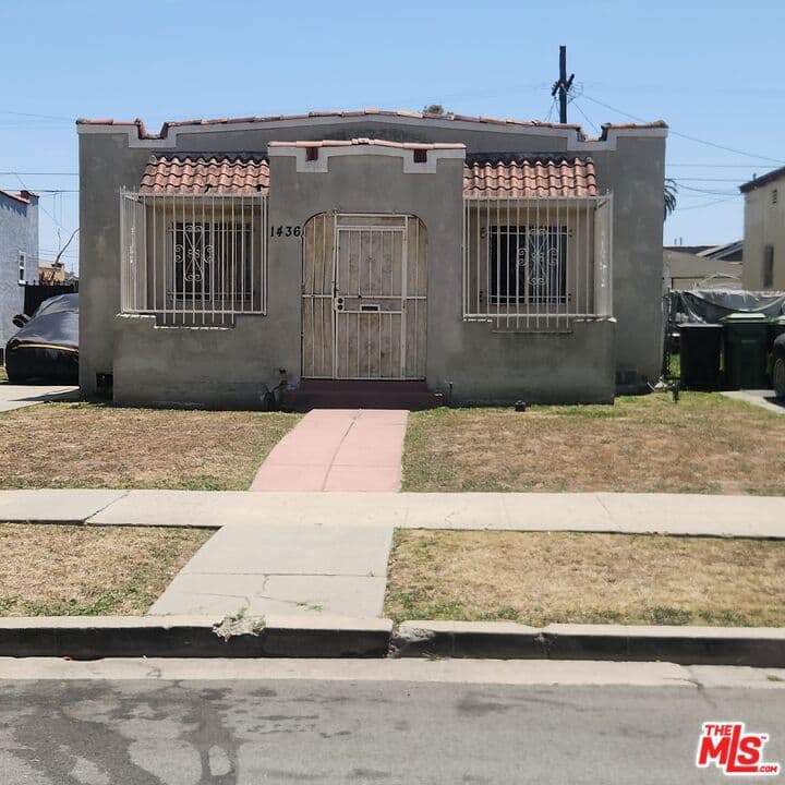 1436 W 90th Street