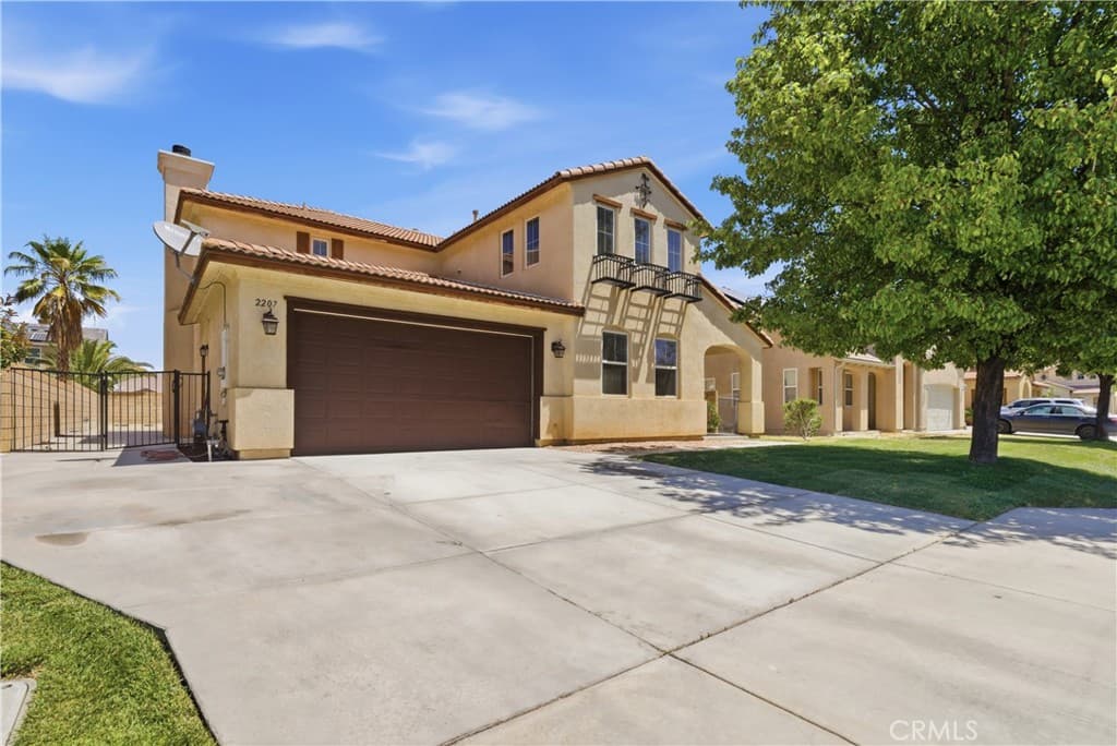 2207 Beechwood