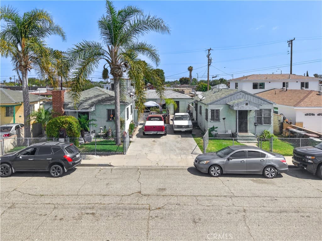 621 W Spruce