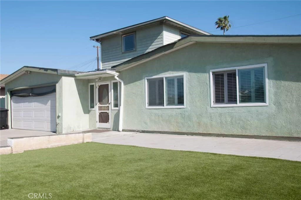 18652 Bellorita Street