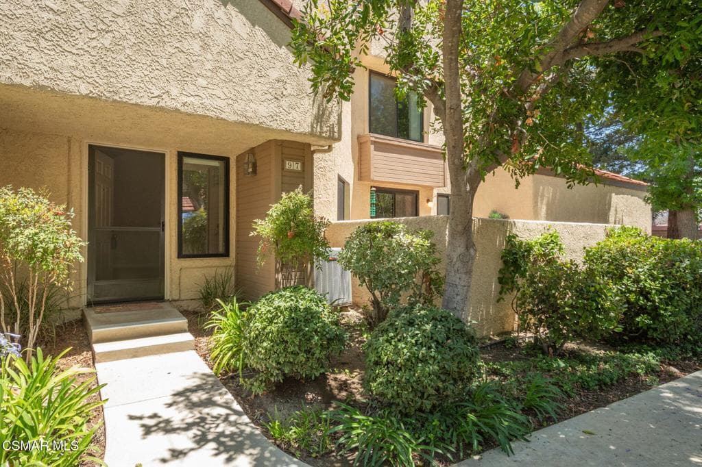 2212 Birchglen Street 97