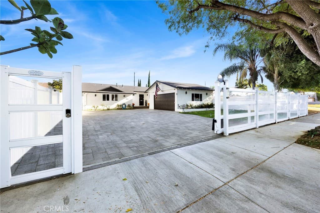 19116 Napa Street