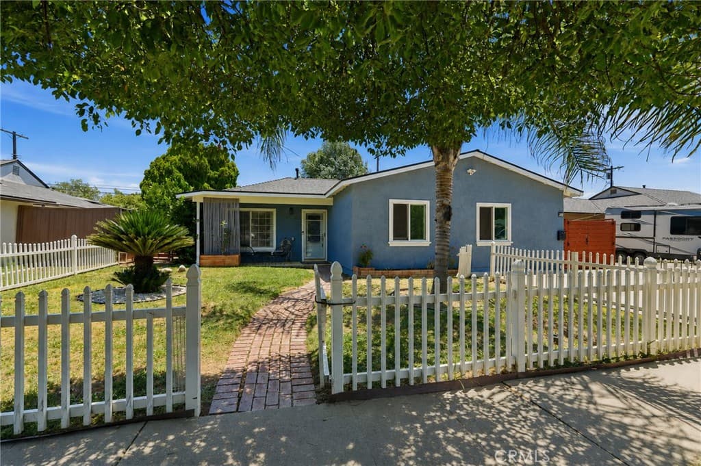 7312 Caldus Avenue