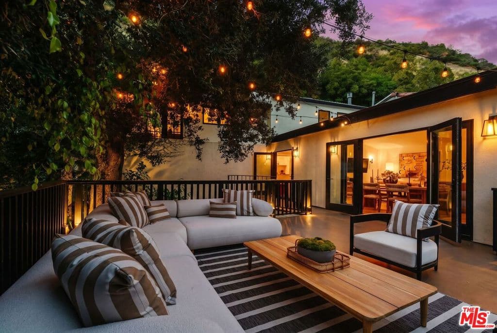 9849 Portola Drive