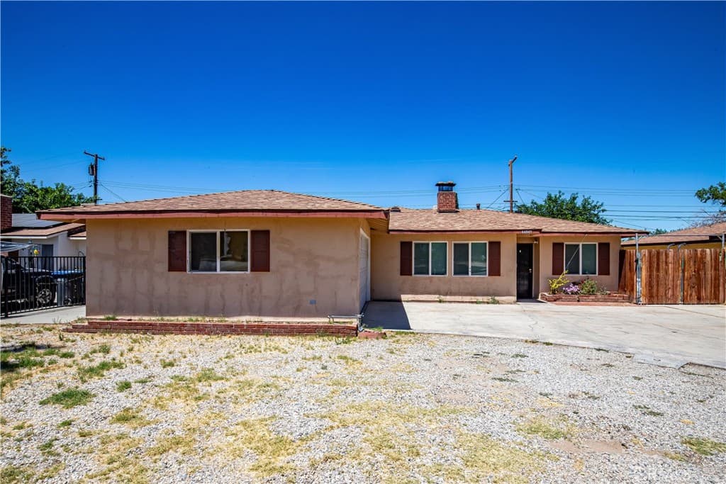 44841 5th E