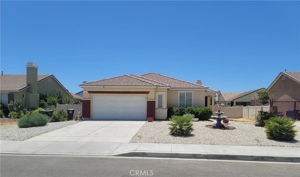 11819 Maywood