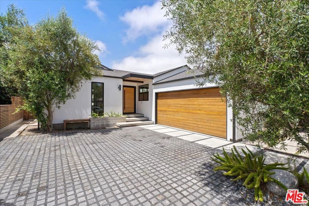5349 Selmaraine Drive