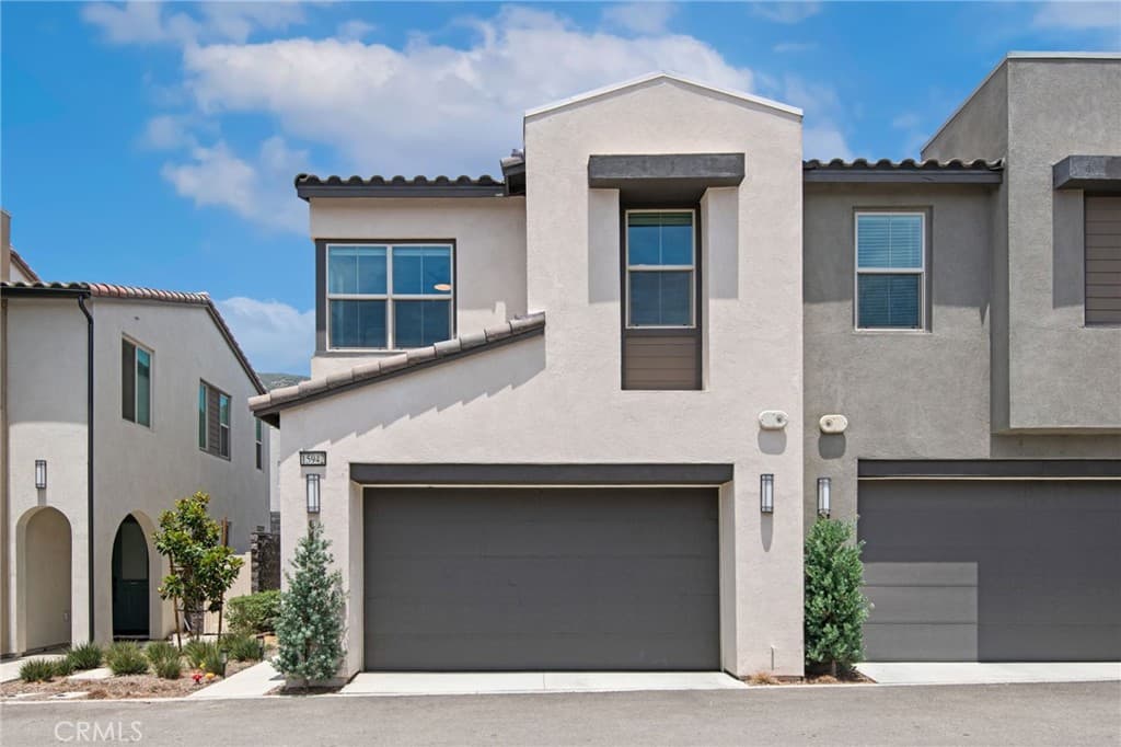 15942 Sparrow Court