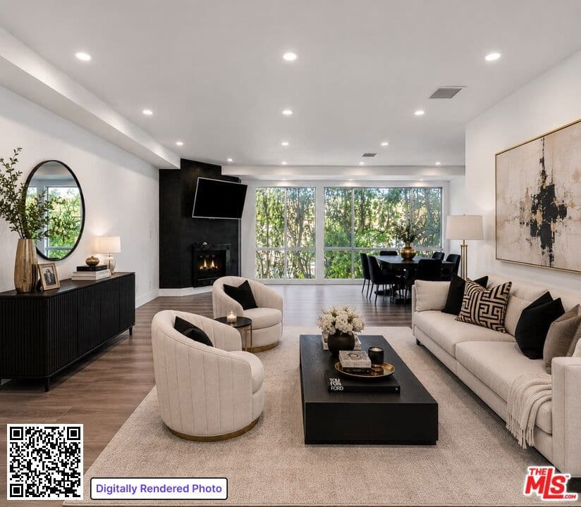441 N Oakhurst Drive 304