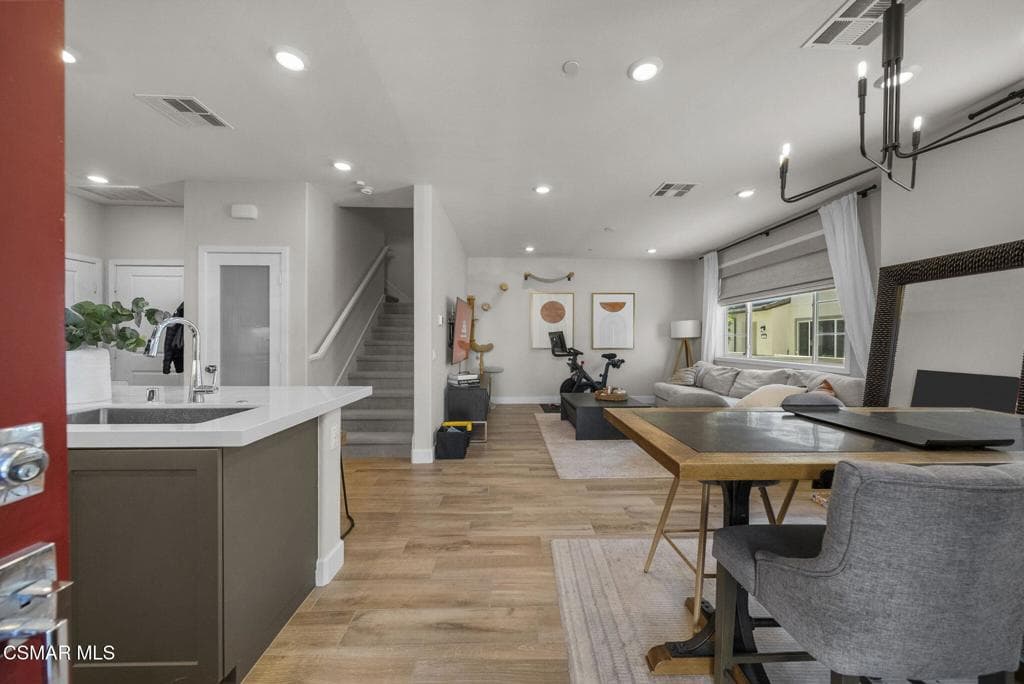 2556 Little Rock Lane
