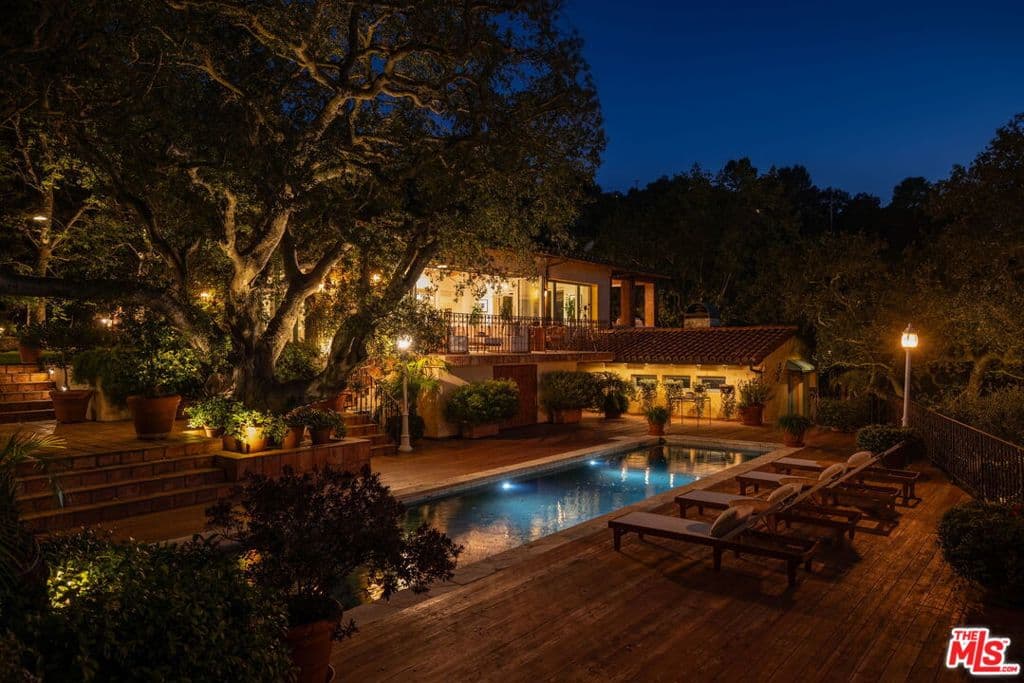 13341 Mulholland Drive