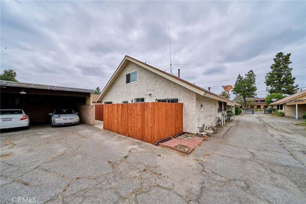 3852 Baldwin Park D