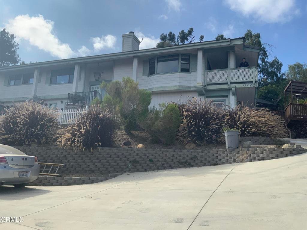 377 N Loop Drive N