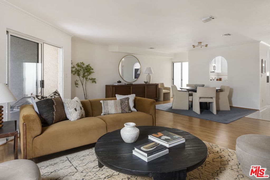 4003 Sunset Drive 8