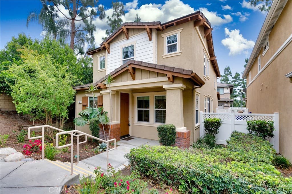 11090 Mountain View Dr