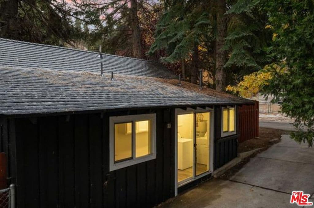 993 Cameron Drive