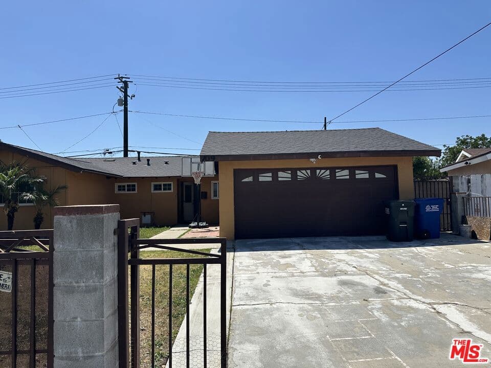 709 Lidford Avenue