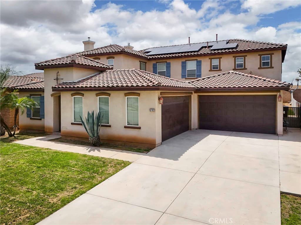 5702 Segovia Way