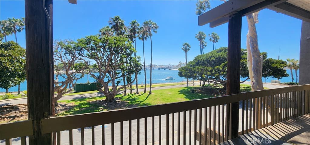 5216 Marina Pacifica S