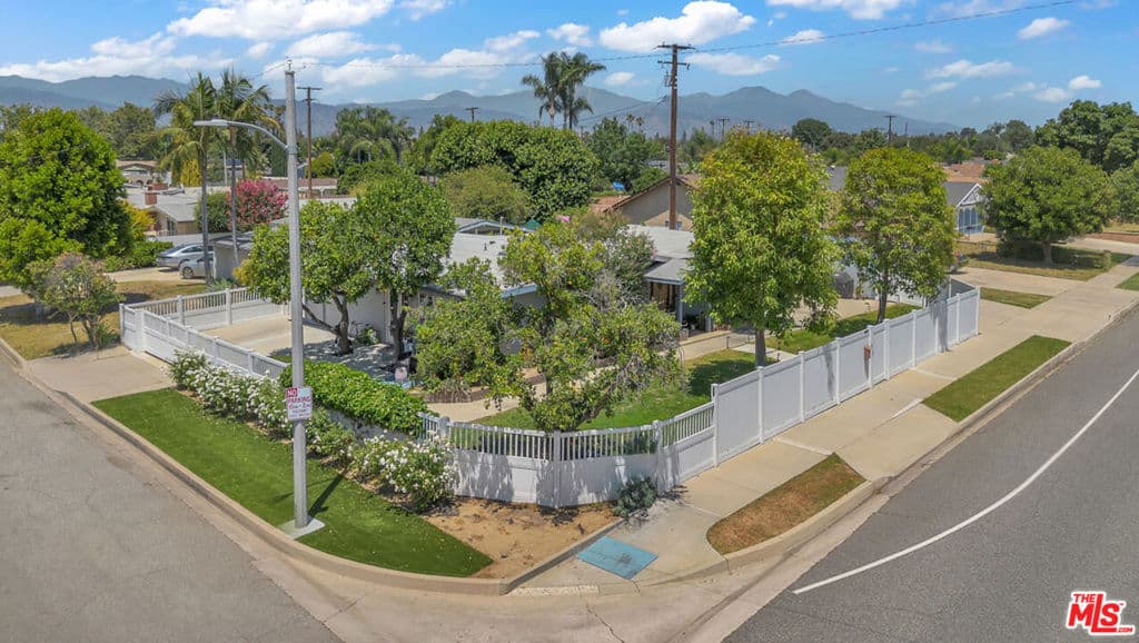 1215 W Rowland Avenue