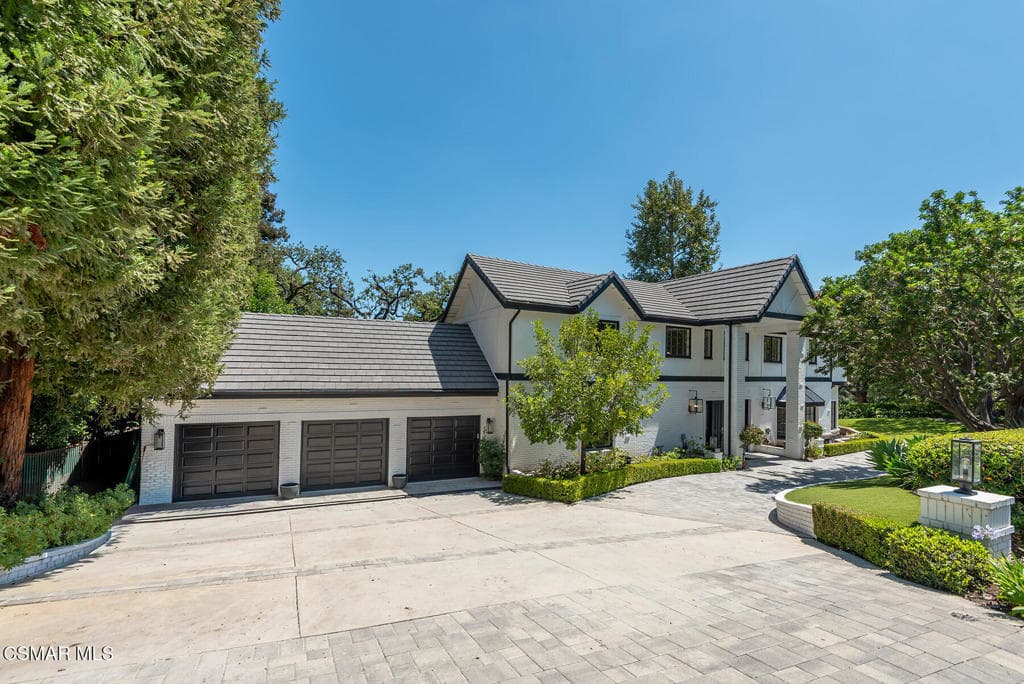 1380 Windy Mountain Avenue
