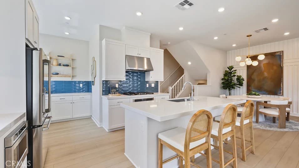 1988 Lupine Terrace