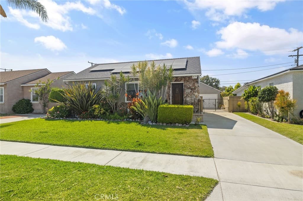 7628 Vicki Dr
