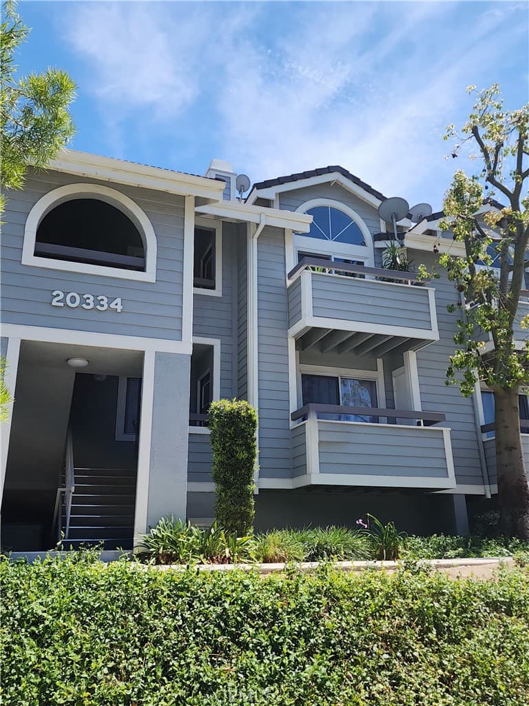 20334 Rue Crevier 622