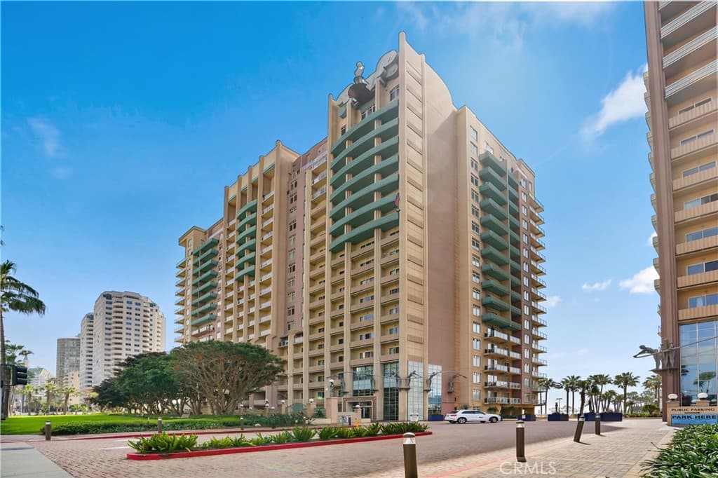 488 E Ocean